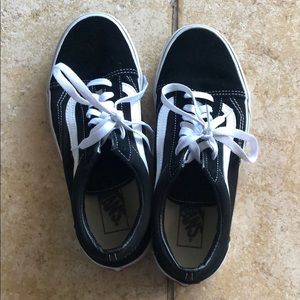 Women’s Vans Black Old Skool Shoes
